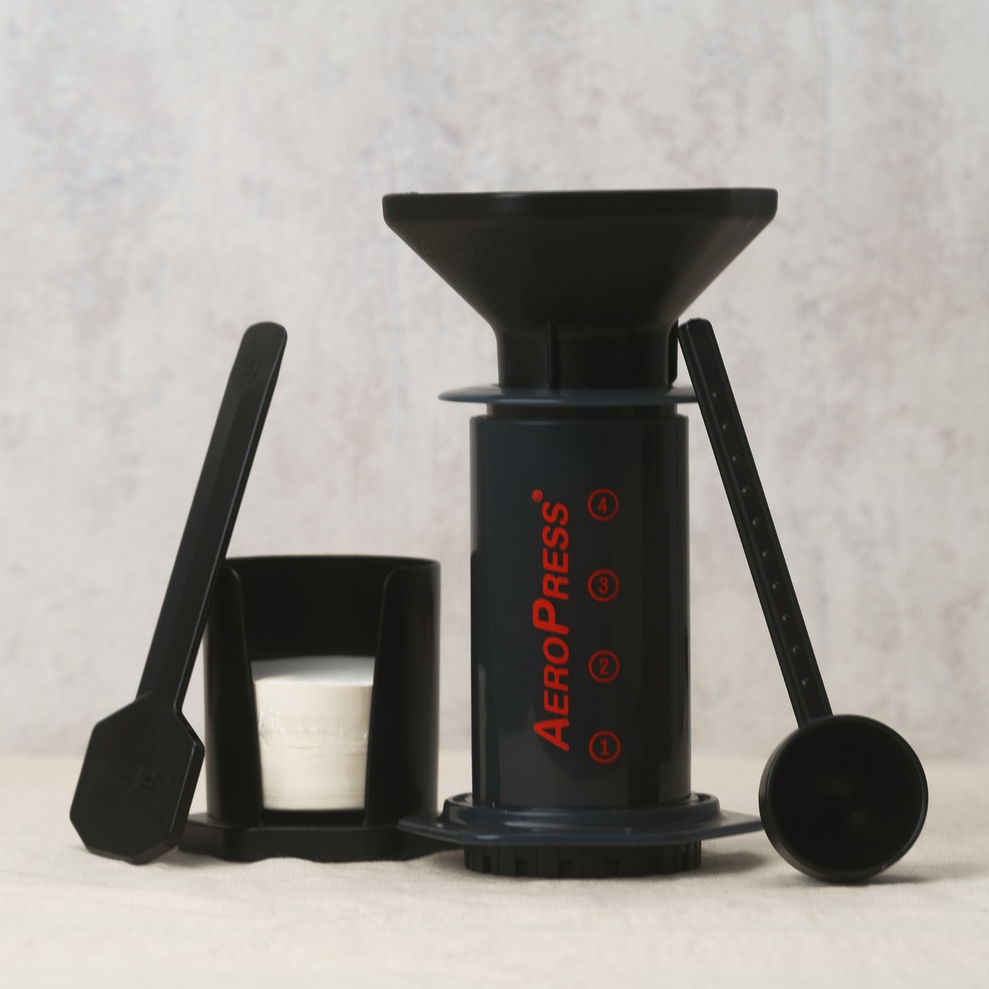 aeropress coffee maker picture of all pieces